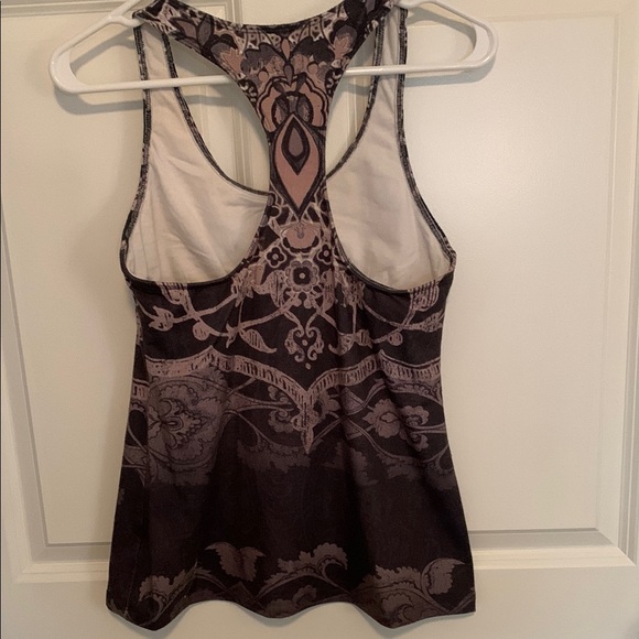 Pure Karma Gray & Purple Patterned Women’s Yoga Practice Activewear Tank Top - Picture 3 of 6